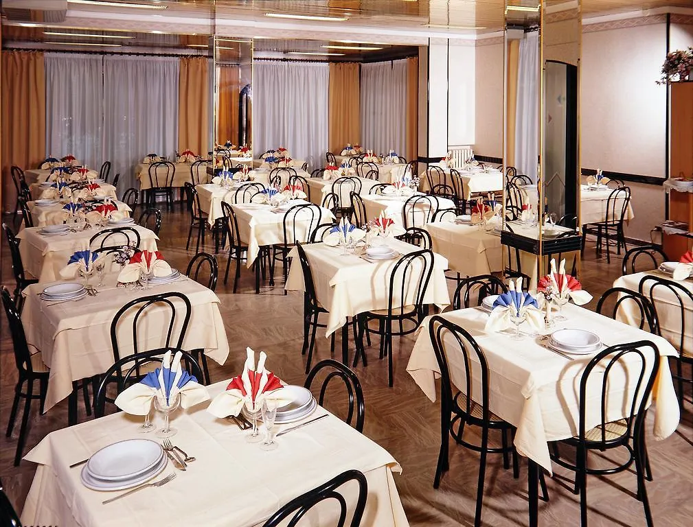 Hotel Sabbia d'Oro Rimini 2*,  Italia